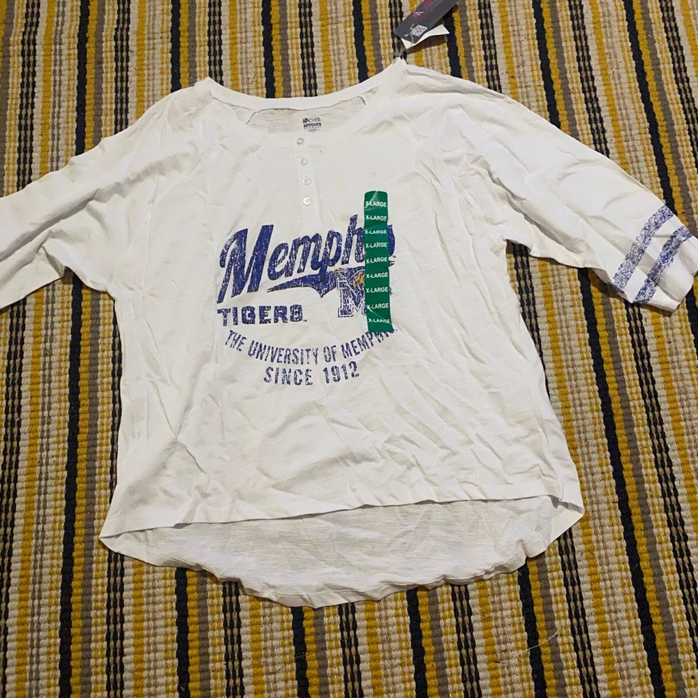UofM ladies tee